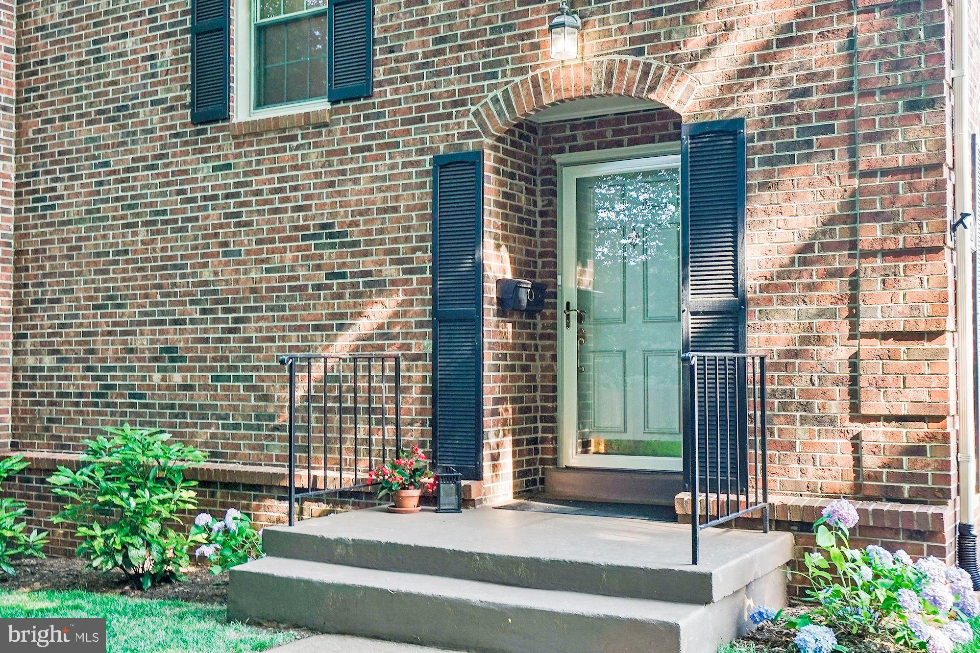 5401 Cabot Ridge Court Fairfax, VA 22032 - Photo 29 of 42 Entrance