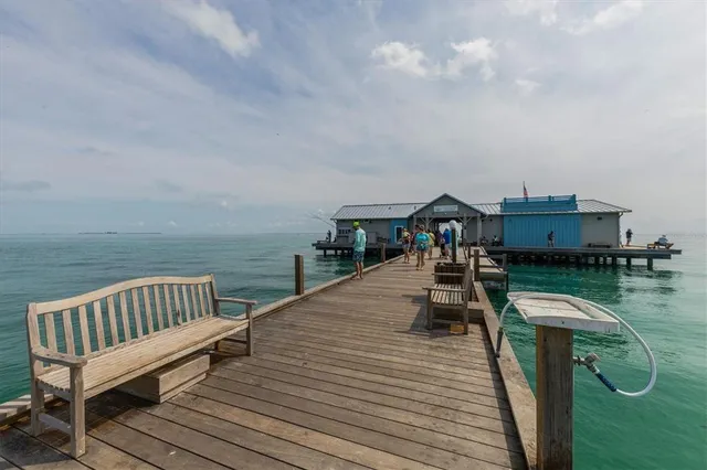 $449,400 | 2105 39th Street West, Bradenton, FL 34205