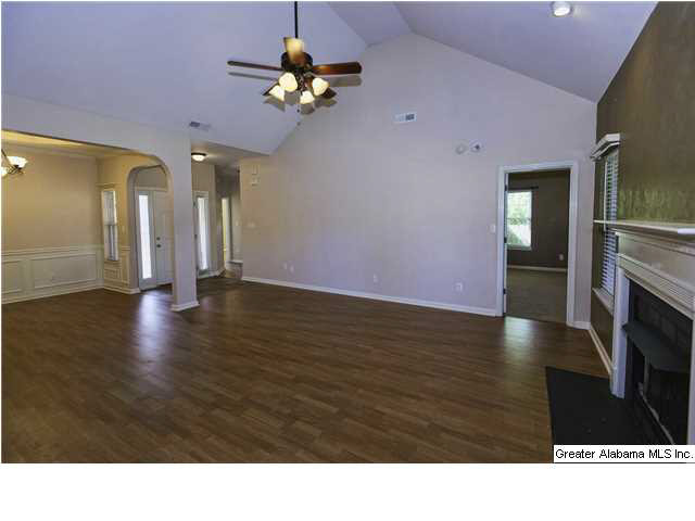 248 Victoria Station Alabaster, AL 35114 - Photo 7 of 31