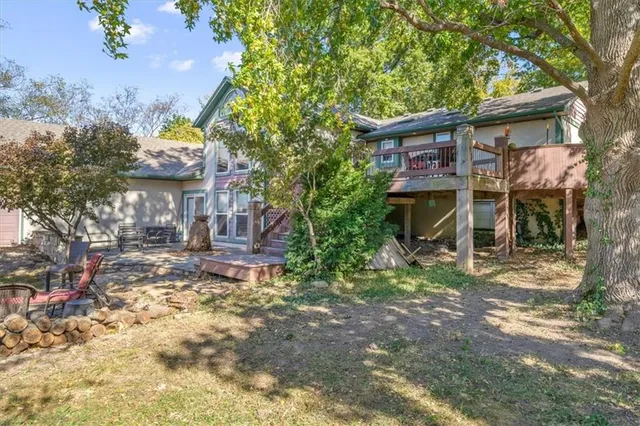 $273,000 | 305 Northwest 17th Street, Blue Springs, MO 64015