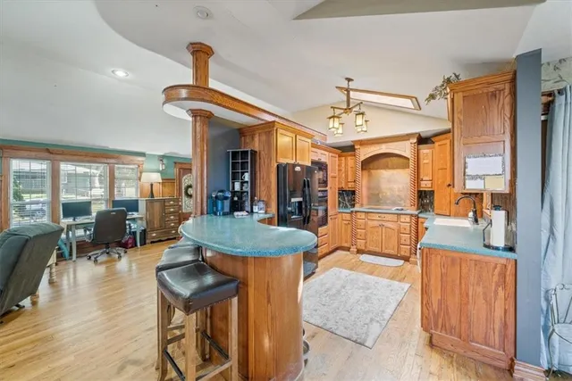 $273,000 | 305 Northwest 17th Street, Blue Springs, MO 64015