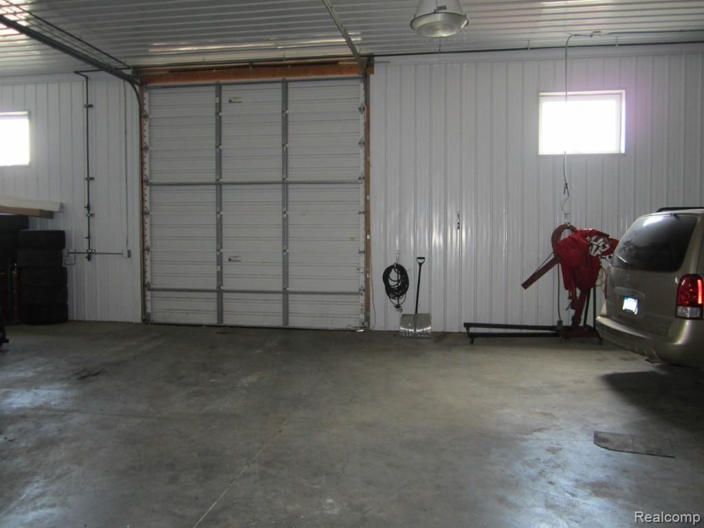 7814 Farley Road Pinckney, MI 48169 - Photo 32 of 34 farley pole barn.jpg