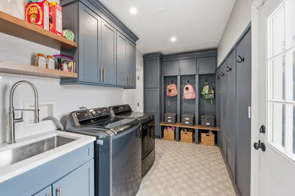 $899,990 | 657 Revere Lane, Palatine, IL 60067