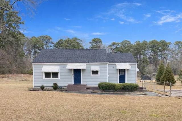 $260,000 | 330 Community Drive, Mableton, GA 30126
