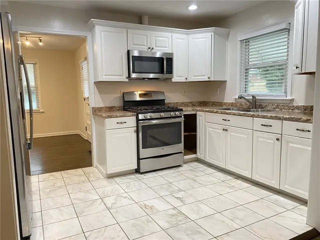 $260,000 | 330 Community Drive, Mableton, GA 30126