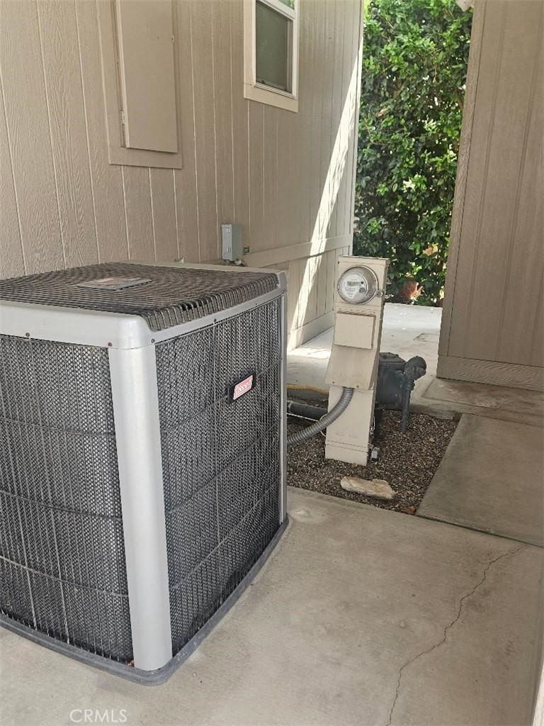 14851 Jeffrey Road Irvine, CA 92618 - Photo 24 of 24 AC Unit