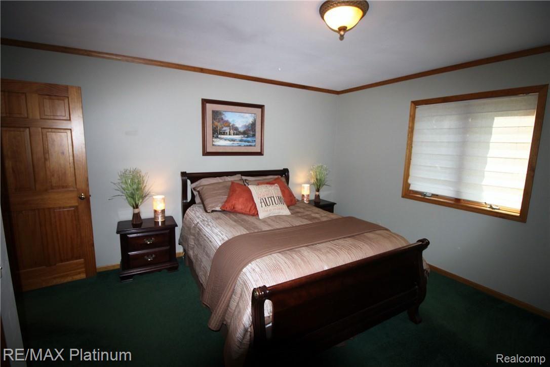 11310 Linden Road Fenton, MI 48430 - Photo 34 of 73 IMG_5084.JPG
