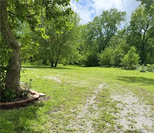 $395,000 | 121 West Royle Street, Richmond, MO 64085
