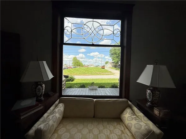 $395,000 | 121 West Royle Street, Richmond, MO 64085