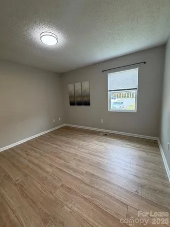 $1,195 | 1545 14th Avenue Northeast, Hickory, NC 28601