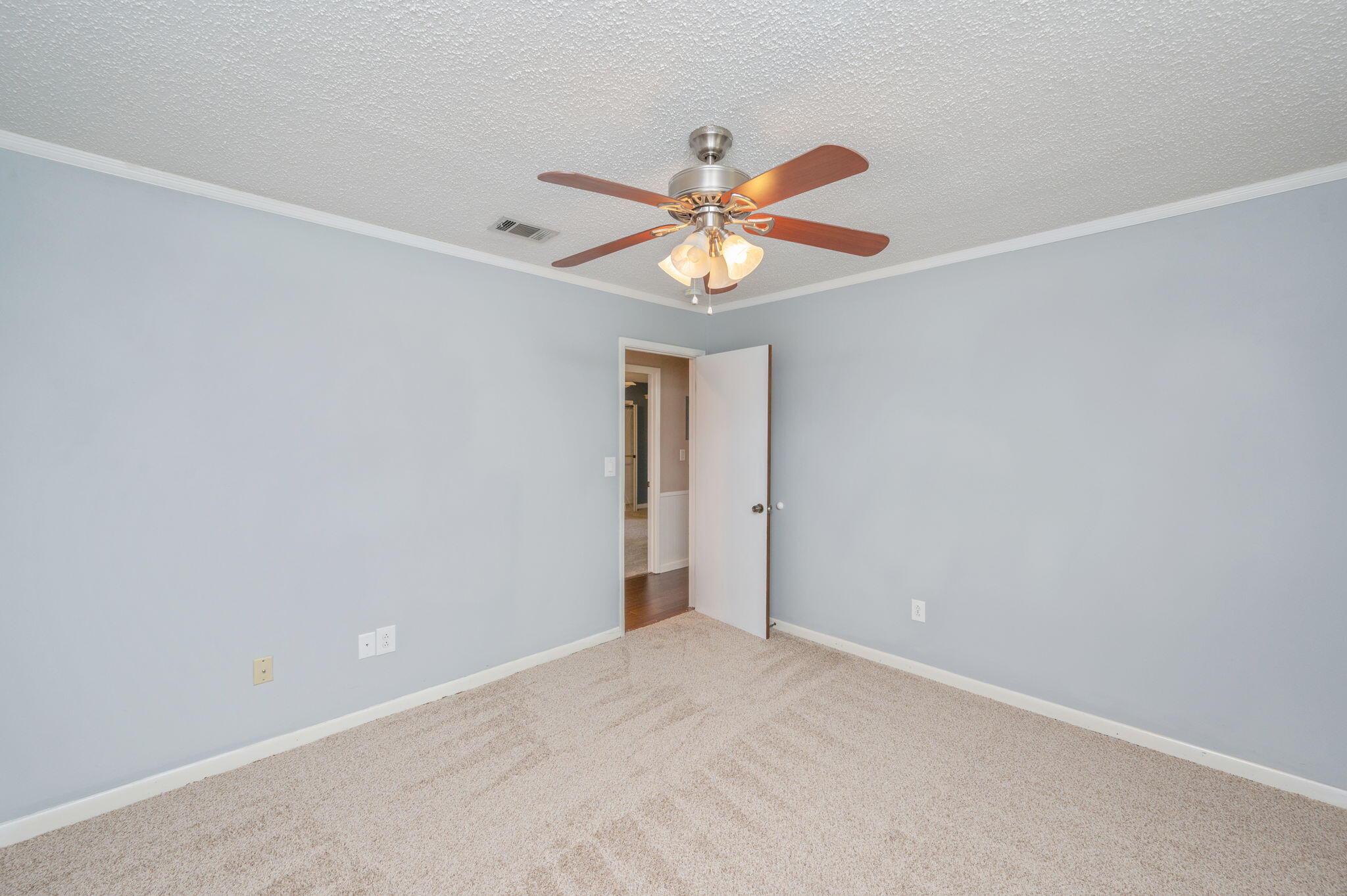 5770 Wildwood Road Crestview, FL 32536 - Photo 24 of 39 a view of an empty room