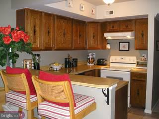 77 Loggers Mill Road Horsham, PA 19044 - Photo 3 of 6 Gallery Image 3