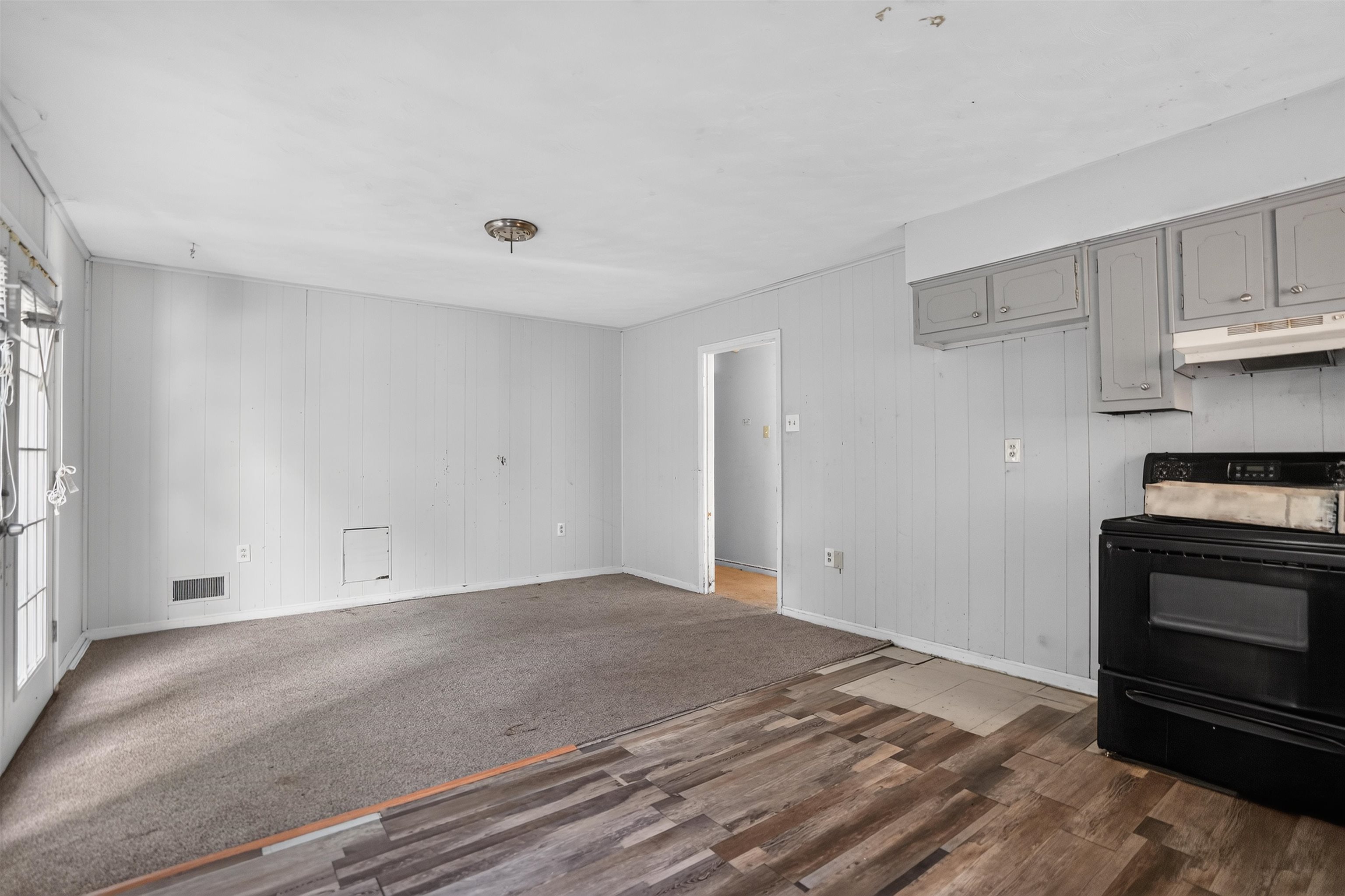 2794 Lake Park Road Memphis, TN 38127 - Photo 7 of 17