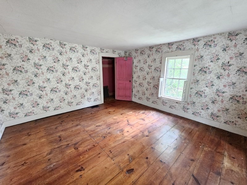 23 High Street Monson, MA 01057 - Photo 18 of 29 an empty room with windows