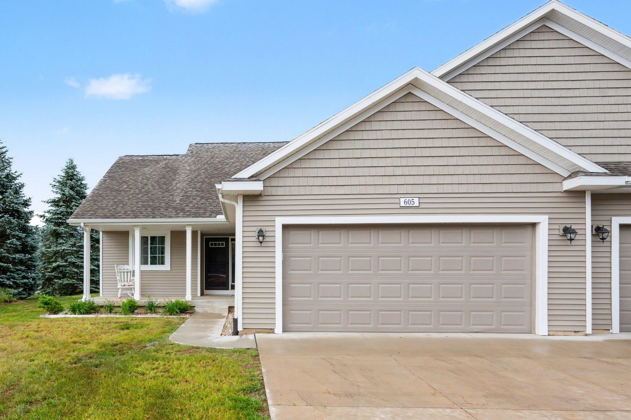 605 Bush Boulevard Three Rivers, MI 49093 - Photo 16 of 18 004_file_3921