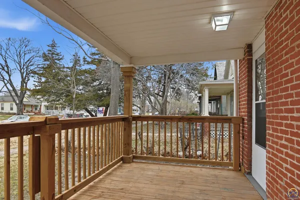 $114,950 | 420 Southwest Clay Street, Topeka, KS 66606