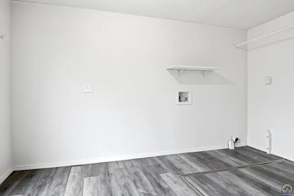 $114,950 | 420 Southwest Clay Street, Topeka, KS 66606