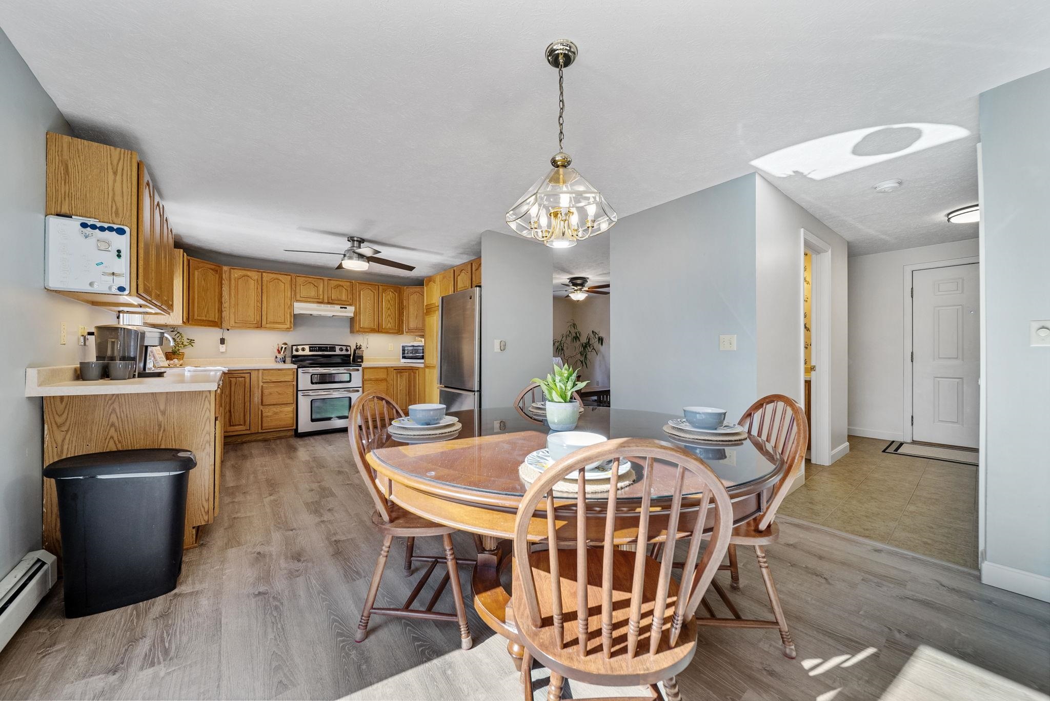 80 Horizon Lane Candia, NH 03034 - Photo 5 of 37