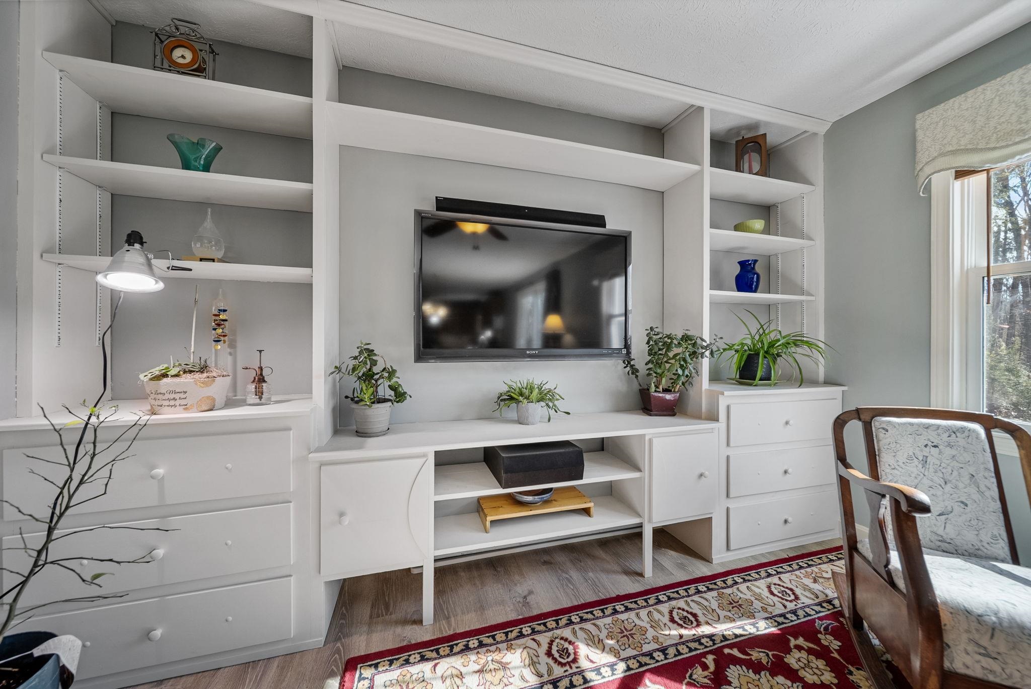 80 Horizon Lane Candia, NH 03034 - Photo 10 of 37