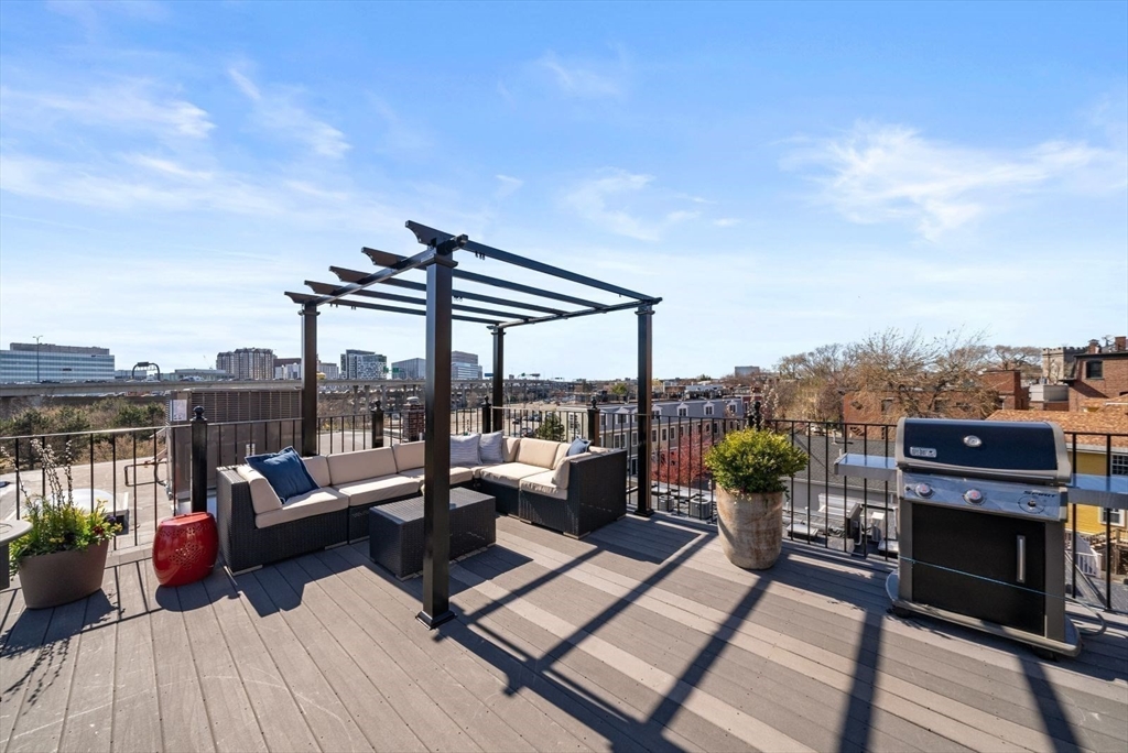 35 Rutherford Avenue, Unit 3 Boston, MA 02129 - Photo 23 of 28 a terrace view with sitting space