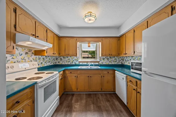 $185,000 | 92 Quarterdeck Townes Townes, Unit TOWNES, New Bern, NC 28562