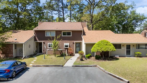 $185,000 | 92 Quarterdeck Townes Townes, Unit TOWNES, New Bern, NC 28562