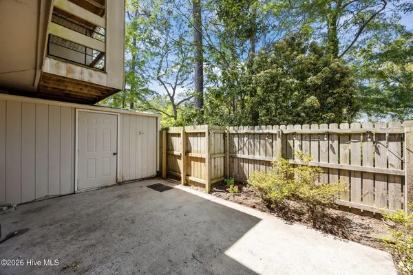 $185,000 | 92 Quarterdeck Townes Townes, Unit TOWNES, New Bern, NC 28562