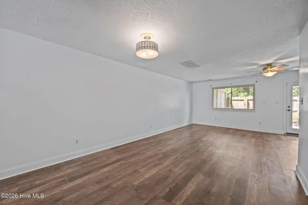 $185,000 | 92 Quarterdeck Townes Townes, Unit TOWNES, New Bern, NC 28562