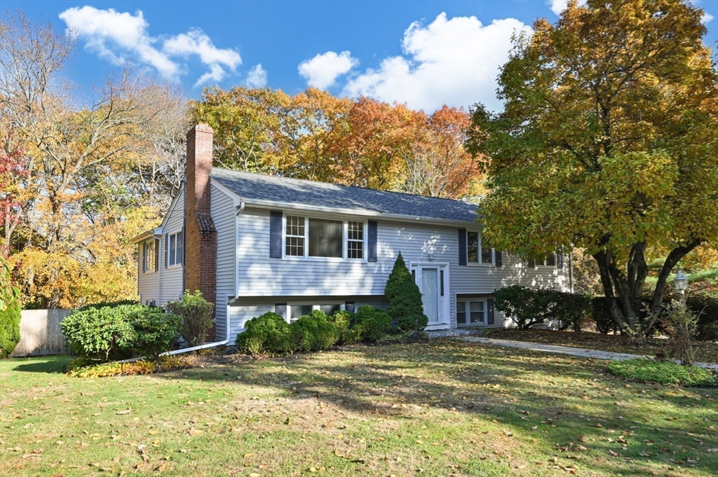 10 Strawberry Hill Road Andover, MA 01810 - Photo 32 of 41