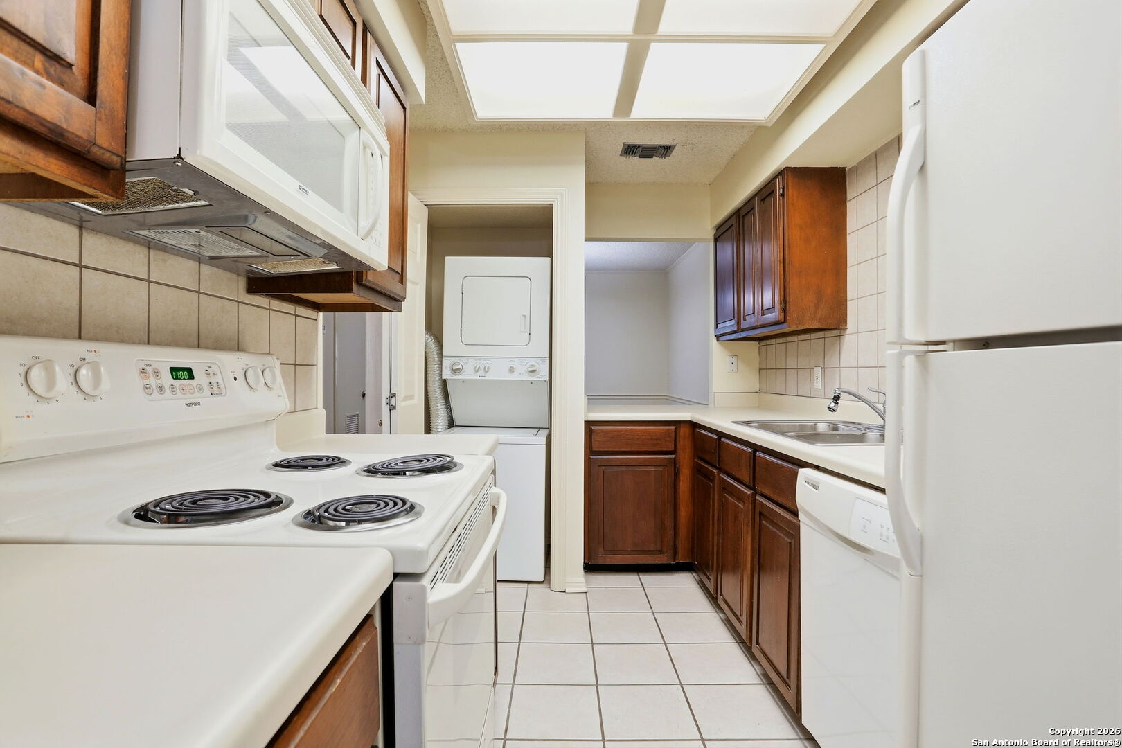 7738 Chambers Road, Unit 907 San Antonio, TX 78229 - Photo 11 of 30