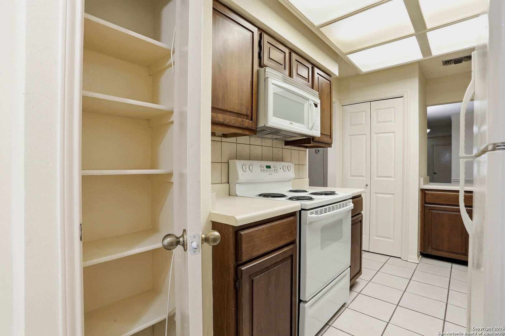 7738 Chambers Road, Unit 907 San Antonio, TX 78229 - Photo 12 of 30