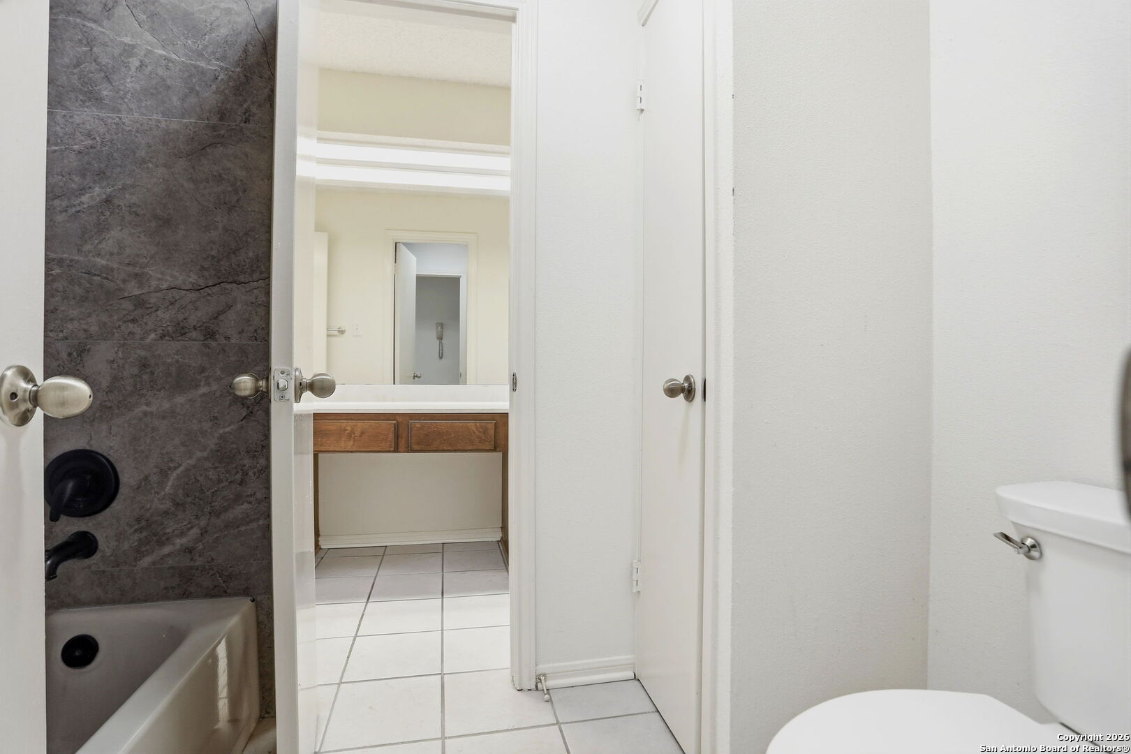 7738 Chambers Road, Unit 907 San Antonio, TX 78229 - Photo 21 of 30