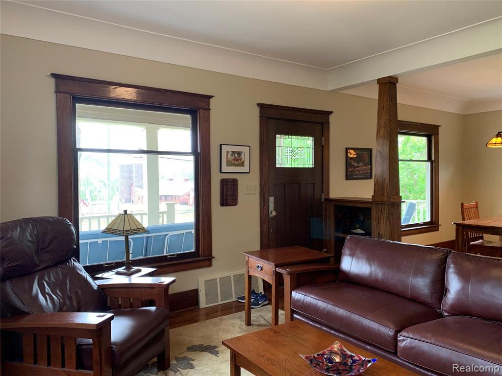 971 Runyon Road Rochester Hills, MI 48306 - Photo 18 of 41 Gallery Image 18