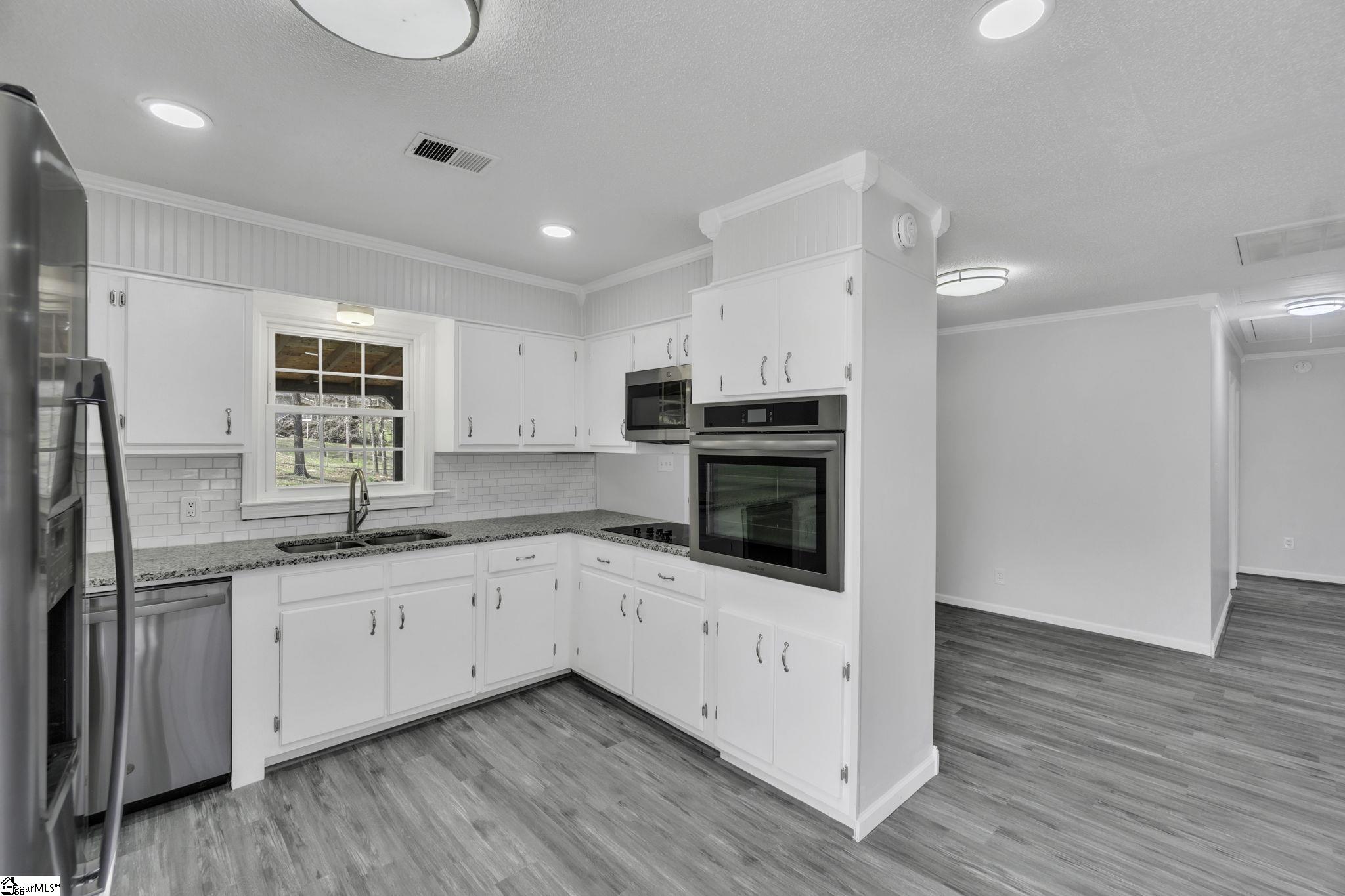 411 River Road Piedmont, SC 29673 - Photo 6 of 33 Gallery Image 6