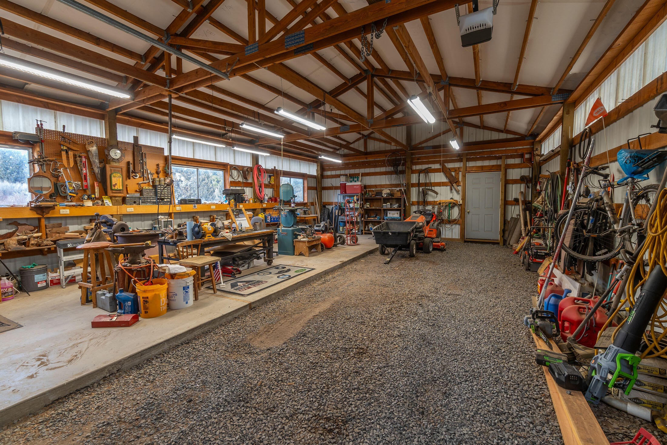60384 Arnold Market Road Bend, OR 97702 - Photo 72 of 93 Large interior of the detached shop building.