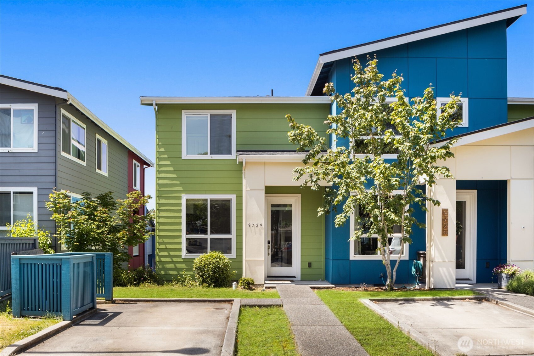 9729 10th Place Southwest Seattle, WA 98106 - Photo 1 of 29