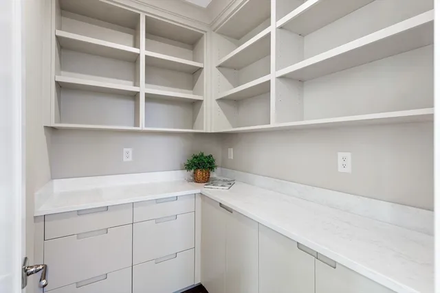 $2,395,000 | 18 Common Court, Unit 18, Lexington, MA 02421