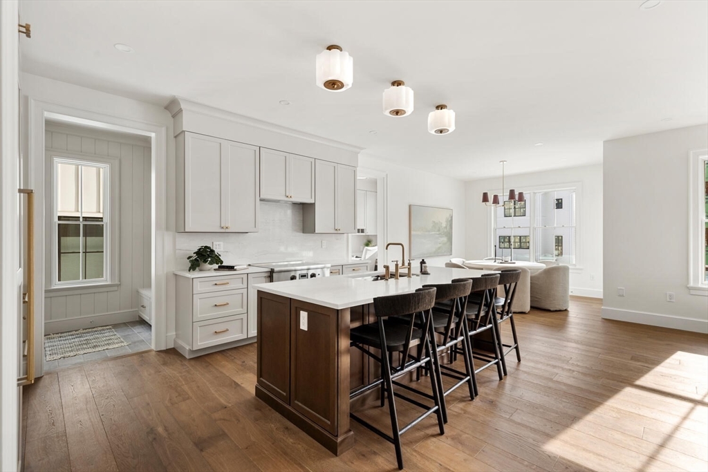 18 Common Court, Unit 18 Lexington, MA 02421 - Photo 3 of 24