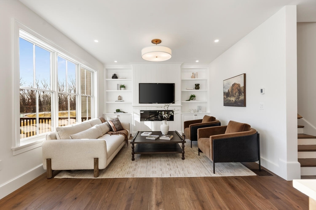 18 Common Court, Unit 18 Lexington, MA 02421 - Photo 6 of 21