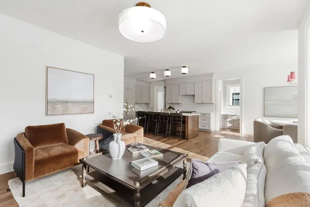 $2,395,000 | 18 Common Court, Unit 18, Lexington, MA 02421