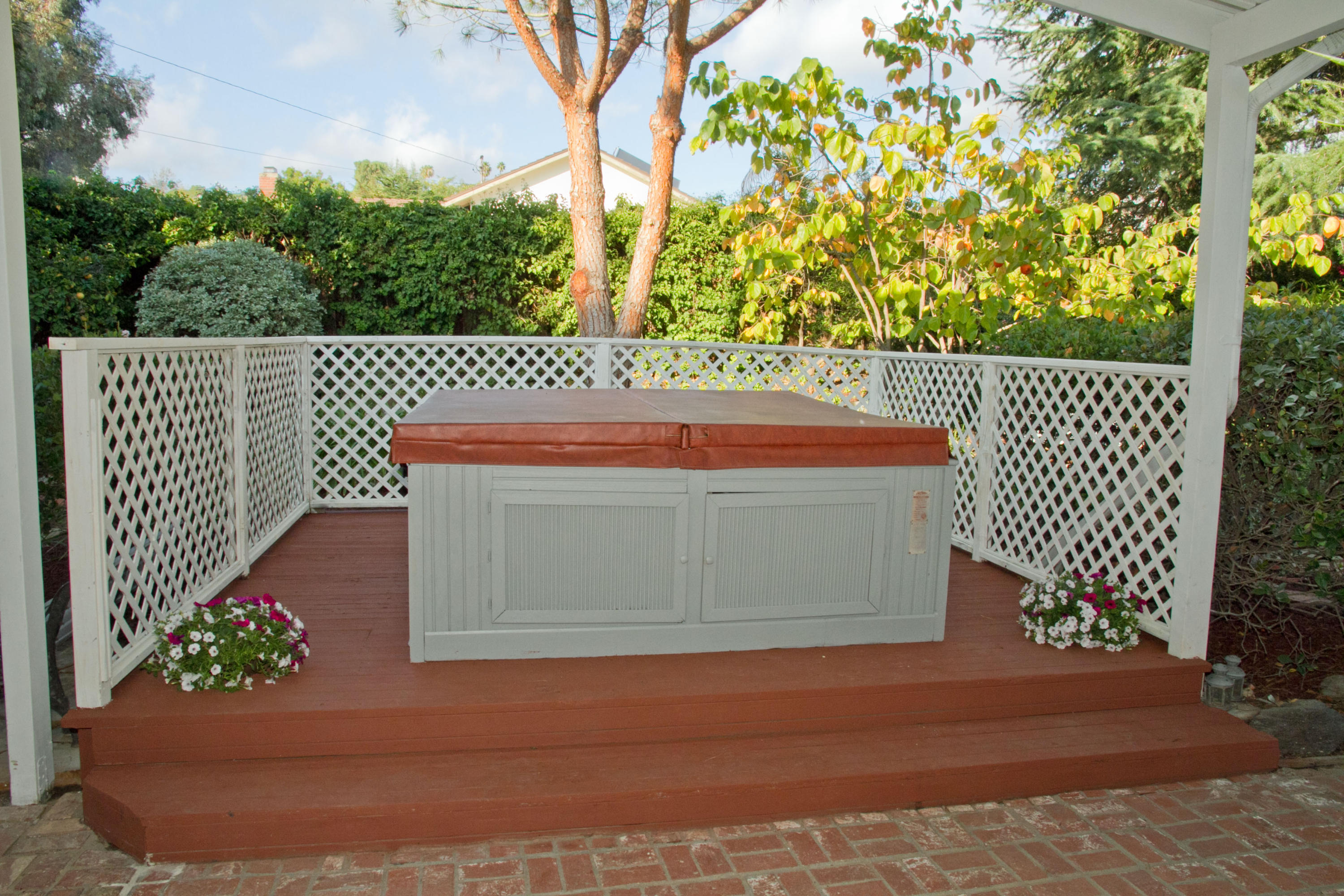 674 Wakefield Road Goleta, CA 93117 - Photo 14 of 17 Raised Deck with Spa