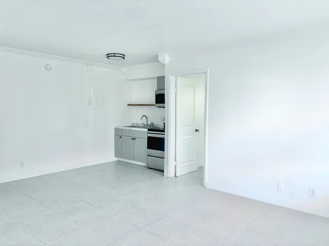 $1,500 | 531 South C Street, Unit 1, Lake Worth Beach, FL 33460