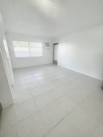 $1,500 | 531 South C Street, Unit 1, Lake Worth Beach, FL 33460