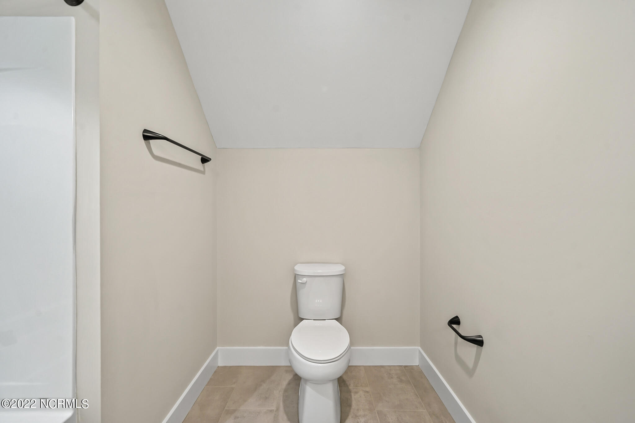 285 Manning Square Southern Pines, NC 28387 - Photo 26 of 46 Bedroom 2 Ensuite