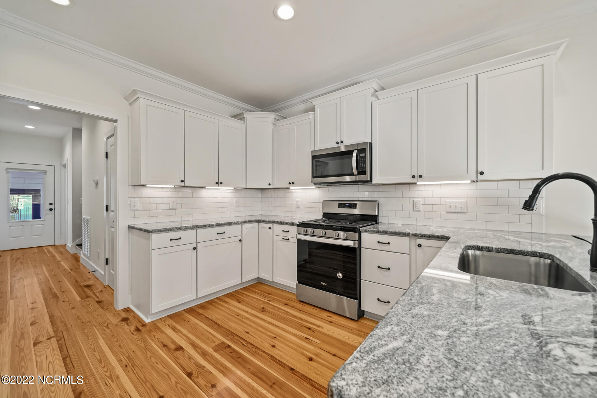 285 Manning Square Southern Pines, NC 28387 - Photo 7 of 46 Kitchen