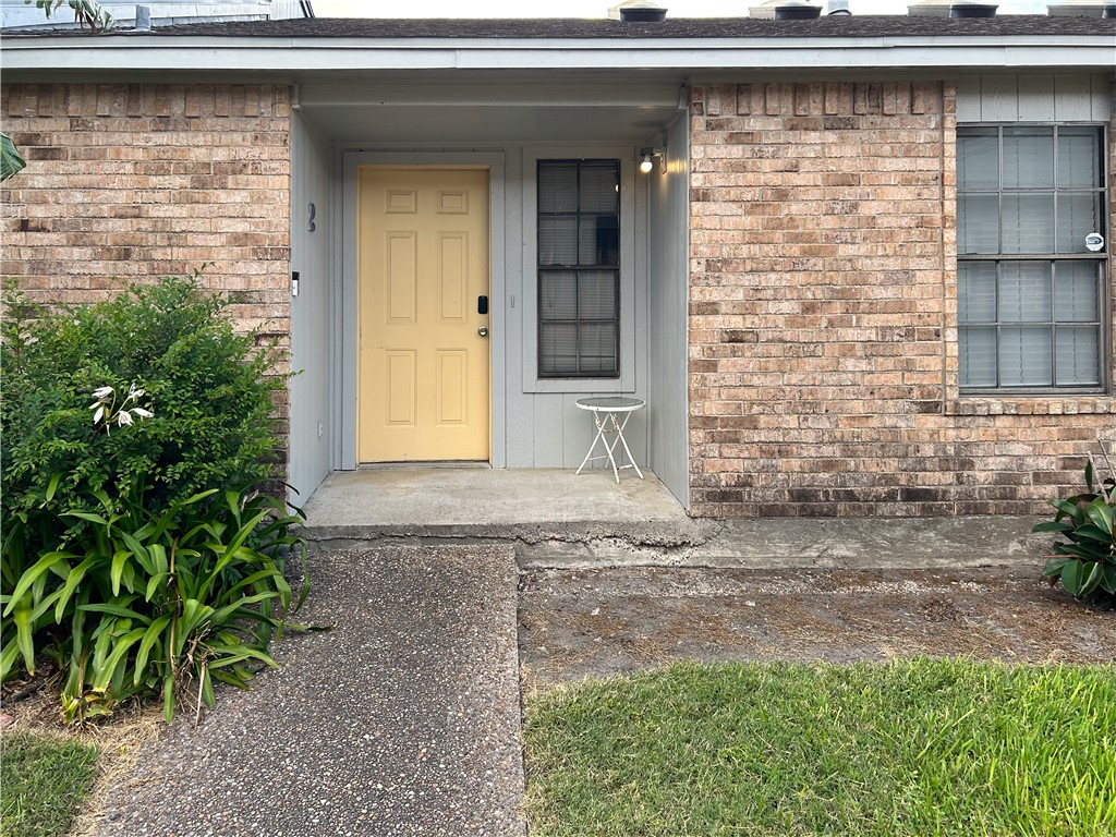 1818 Rodd Field Road, Unit E2 Corpus Christi, TX 78412 - Photo 3 of 25