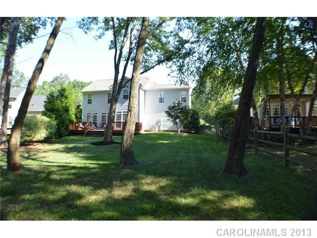 9101 Babbitt Way Charlotte, NC 28216 - Photo 13 of 16