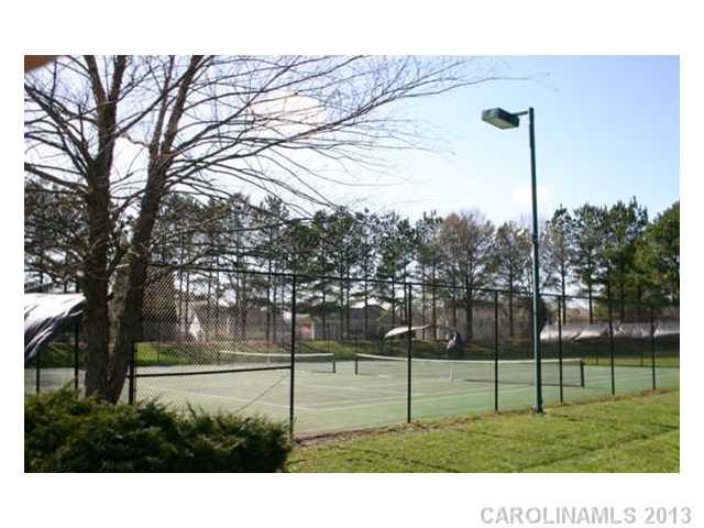 9101 Babbitt Way Charlotte, NC 28216 - Photo 16 of 16