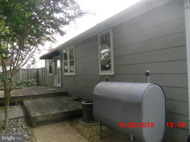 231 Farragut Road Annapolis, MD 21401 - Photo 3 of 18 Exterior (Rear)