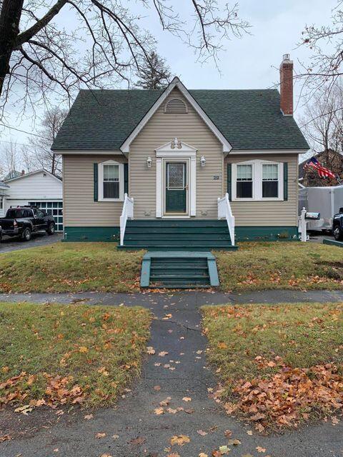29 Somerset Street Millinocket, ME 04462 - Photo 4 of 38 front of home